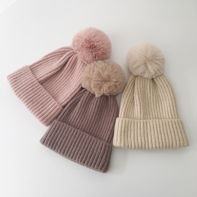 Korean version of the INS pink knit hat female autumn and winter wild woolen hat Chaoqing day cute hair ball thick