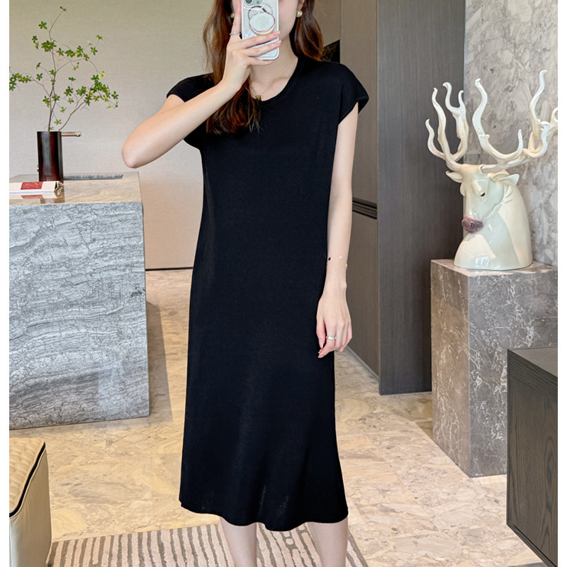 小柄なニットの肩の半袖のワンピースのスカートの2024夏の高級感の婦人服の包みの尻はやせている気質のロングスカートを現します。|undefined