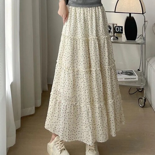 White polka dot cake half skirt for women, summer 2025, temperament high-waisted, slimming large A-line cake-style long dress