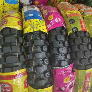 Motorcycle tire 3.00-18 extra high tooth steel tire 8-layer thickened non-slip wear-resistant vacuum inner and outer tire