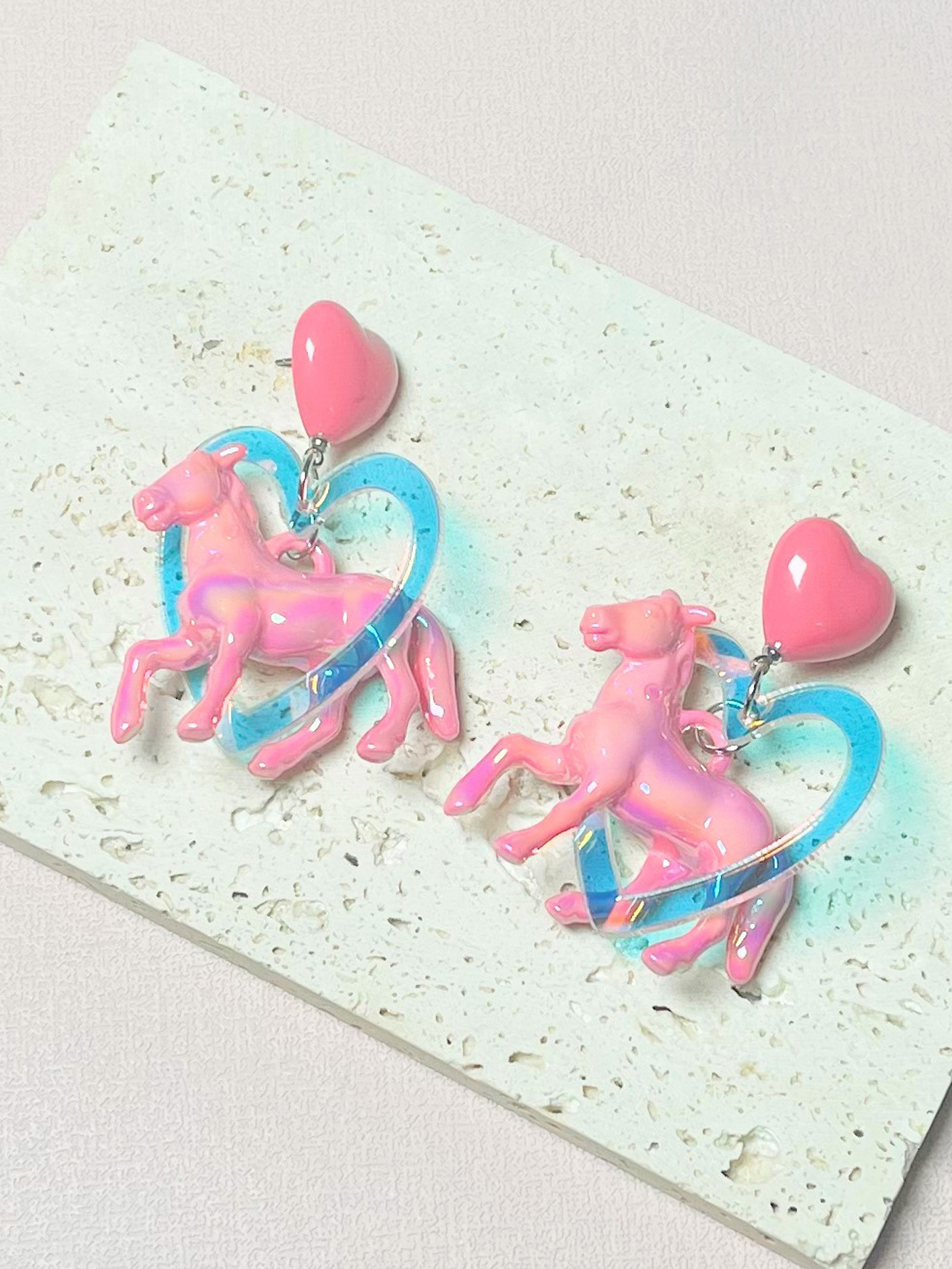 20g Weight Drop Earrings Classification 1 Pair Quantity Wedding, Carnival, Birthday Occasion Acrylic Material Heart Shape, Horse Pattern Women's Gender Retro Style 1 Pair Retro Heart Shape Horse Arylic Drop Earrings 4