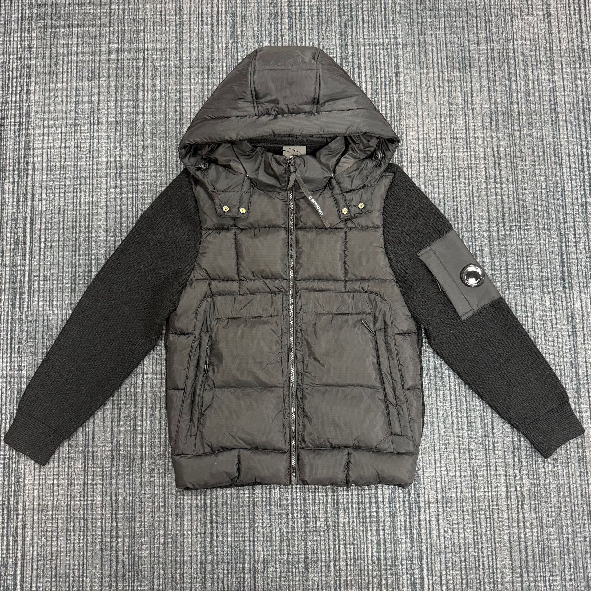 Seller photo 6