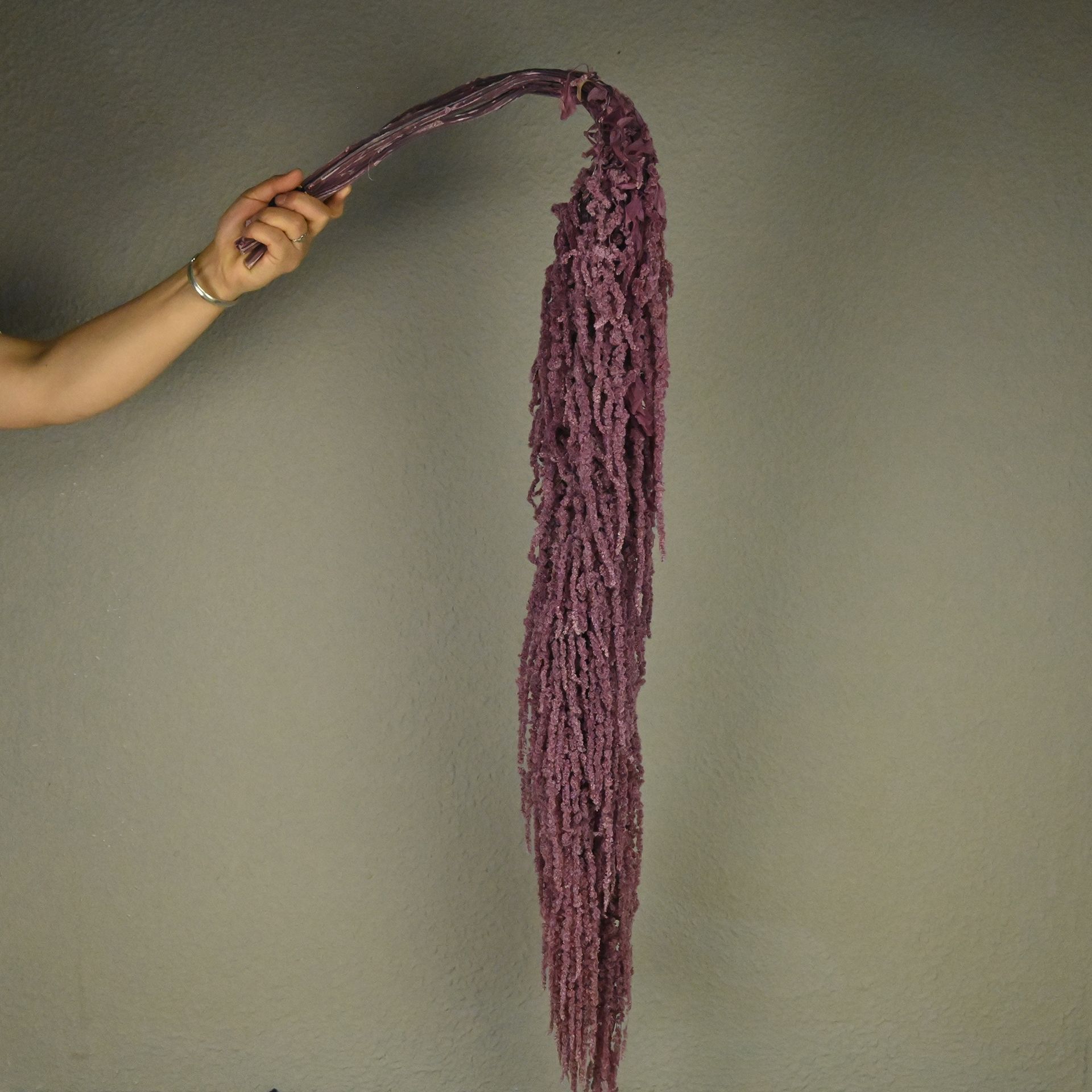 Flores fantasmas colgantes de arroz flor inmortal Juliet Amantes lágrimas colgantes de flores de decoración de bodas flores verdaderas