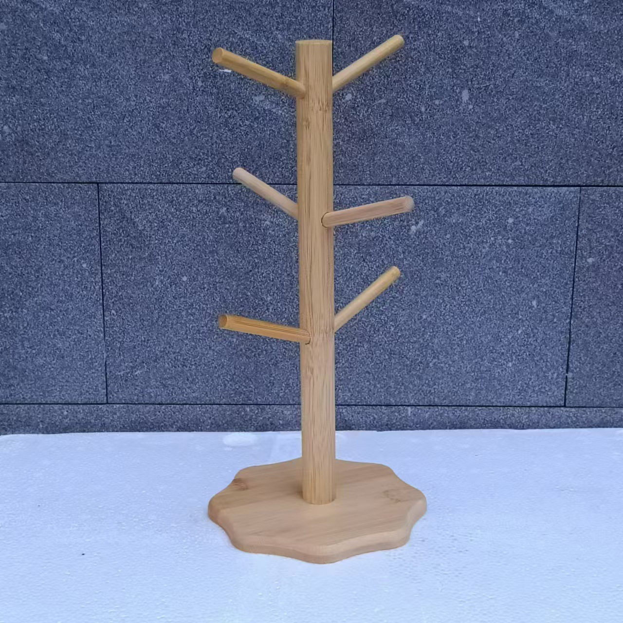 Portavasos de drenaje de bambú Portavasos de agua Portavasos de agua Sala de estar Taza de té Llave de drenaje Estante de joyería Portavasos de vino Portavasos