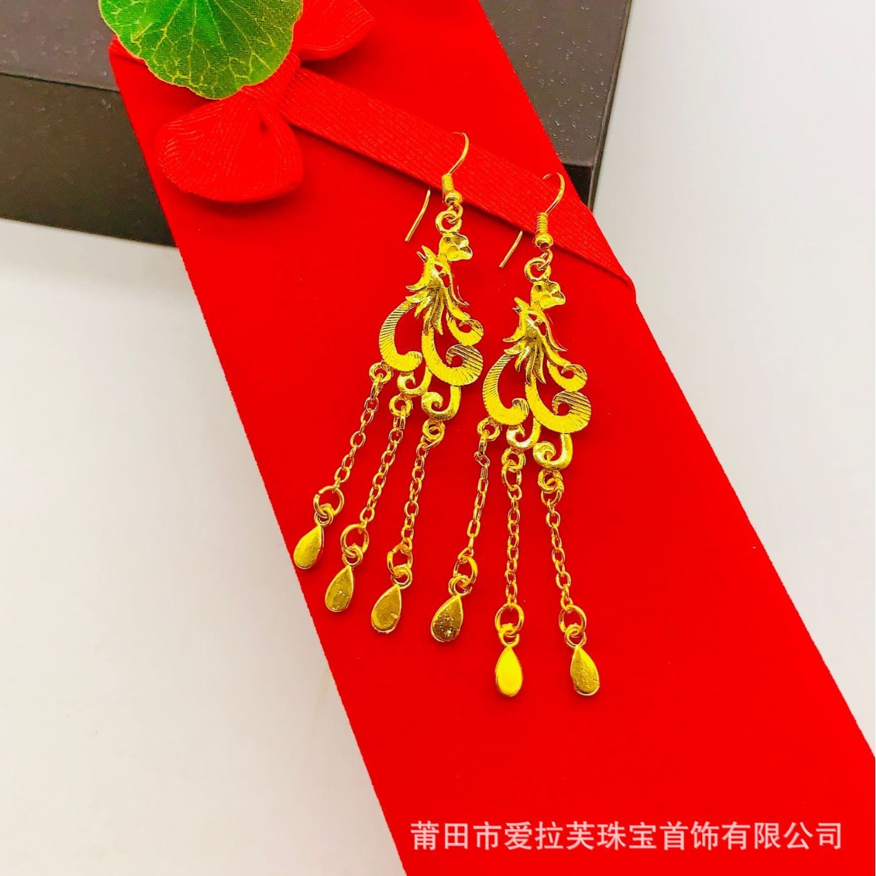 Gold-Plated Women's Retro Peacock Tassel Earrings Ear Hooks Fashion Peacock Open Earrings Jewelry Factory Direct Sales Wholesale