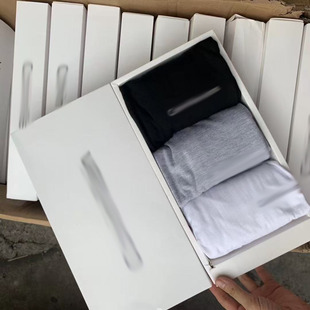 C����K��ʿ�׺м��ж���T����������ʿ���ɰ���A�I�ļ����e