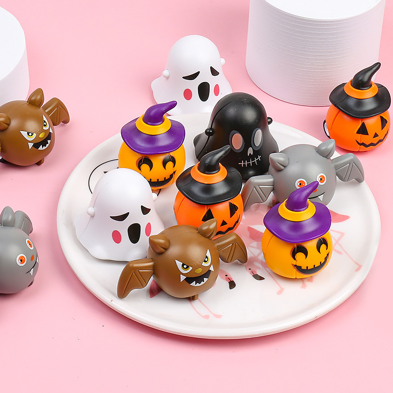 ハロウィーンの幽霊の子供のカボチャのリターン車の祝日のパーティーの雰囲気の漫画のおもちゃのリターン車の幼稚園の贈り物|undefined