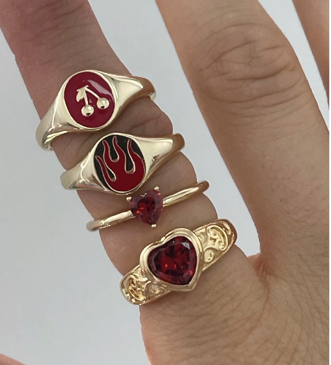 All Seasons Season Wholesale Jewelry Retro Heart Shape 304 Stainless Steel Zircon 18K Gold Plated Rings