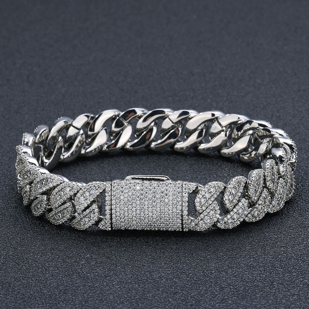 Cuban Chain Bracelet For Men With Full Diamond Zircon And Clasp_voghion.com