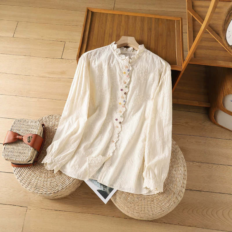 Plus-size women's elegant lace embroidered long-sleeve shirt, 2026 new autumn collection, artistic solid color base top Plus-size women's elegant lace embroidered long-sleeve shirt, 2026 new autumn collection, artistic solid color base top