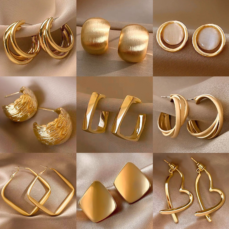 Gold Earrings for Women 2026 New Popular Retro Hong Kong Style High-End Elegant Hoop Earrings Niche Design Metal Ear Jewelry Gold Earrings for Women 2026 New Popular Retro Hong Kong Style High-End Elegant Hoop Earrings Niche Design Metal Ear Jewelry
