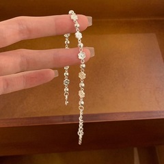 Xiaotao Zhuozhuo シンプル 2025 蝶ブレスレットフラワーギフトガールフレンド中国風ライト高級ニッチ桃の花ホットスタイル