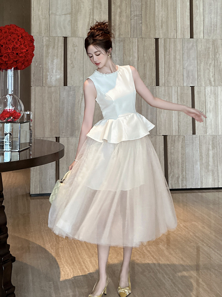 Đầm nữ cổ tròn ôm eo phong cách Pháp, tay lỡ kết hợp lưới chắp vá, thiết kế giả hai mảnh che bụng — Màu đen, Màu mơ