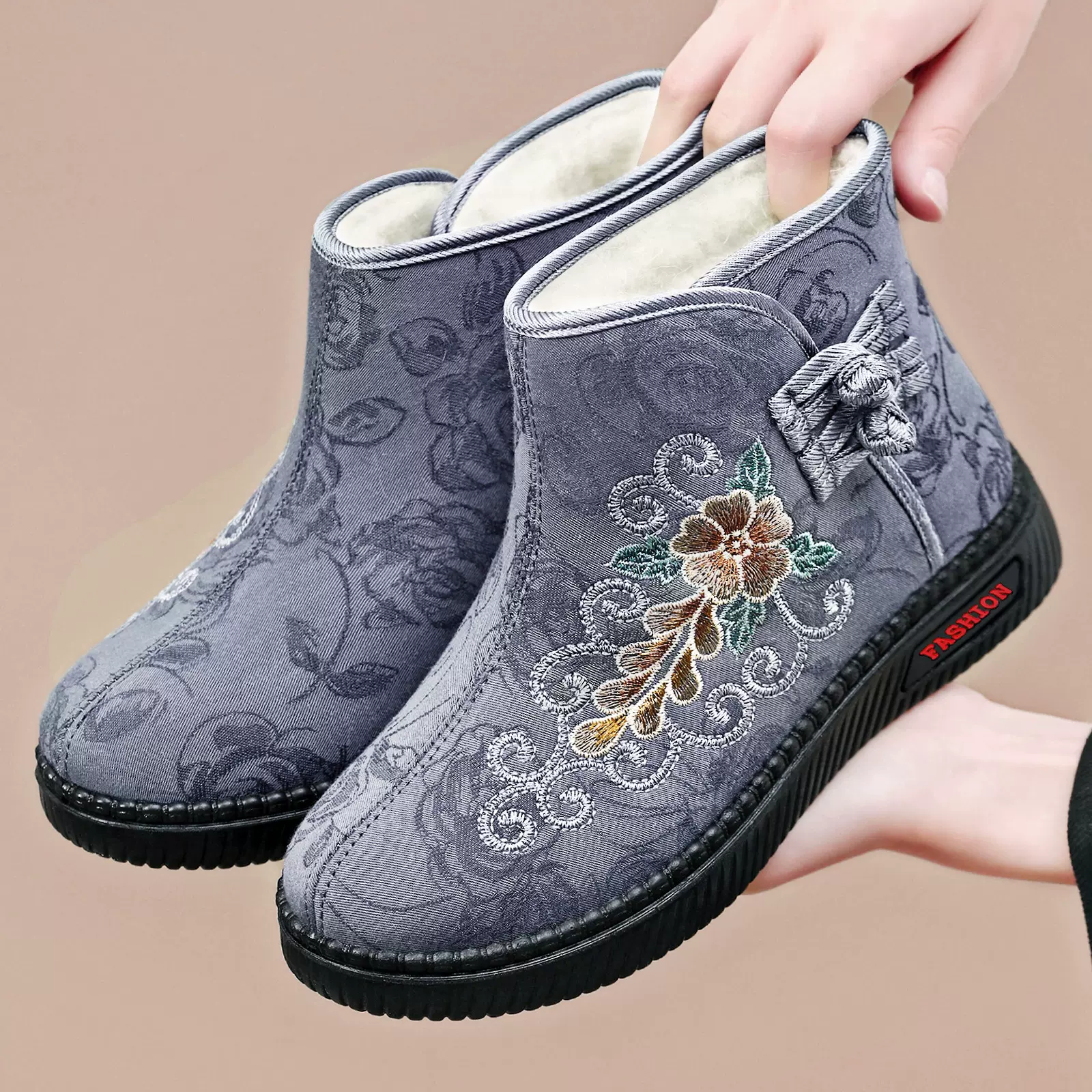 棉鞋女新款民族风长筒靴高帮刺绣雪地靴加绒加厚女靴保暖防寒棉靴