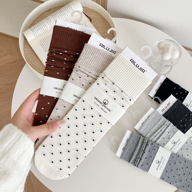 2024 autumn and winter new small wave point straight plate without heel boneless all-in-one machine stacking women's cute socks wholesale