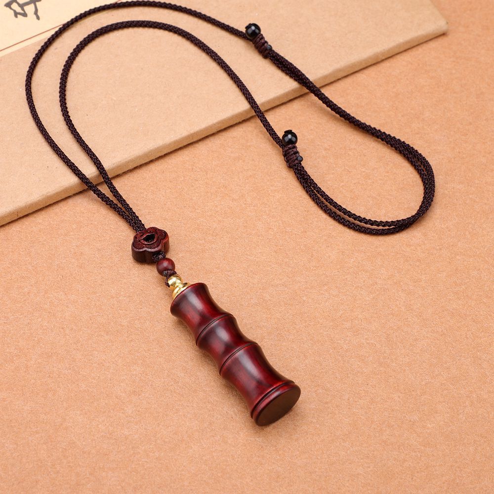 Collar de colgante de sándalo verde retro se puede abrir caja de píldoras de fragancia suéter de cadena colgante accesorios para hombres y mujeres