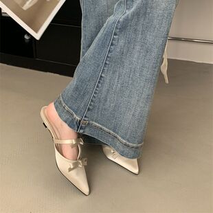 ��Ů�Lܛ��ƽ��ɳ����Ь�⴩2025���ļ��¿�������eһ���ϛ��ϳ�