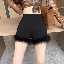 2025法式休闲高腰修身显瘦辣妹热裤子毛毛短裤女装时尚夏气质外穿