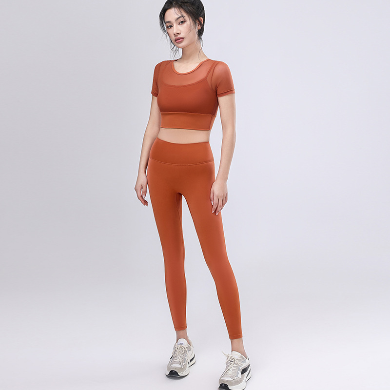 2024 new fixed cup short sleeve yoga clothes suit women's slimming professional Pilates gym sportswear summer