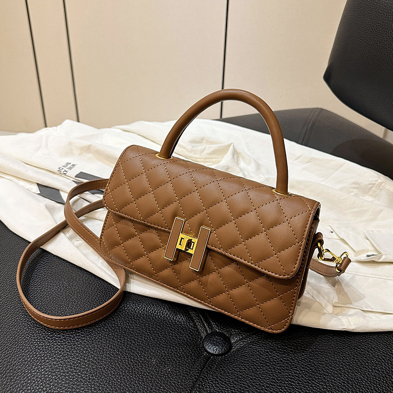 2023 new style small fragrant style rhombic bag new fashion shoulder bag design sense all-match handbag_voghion.com