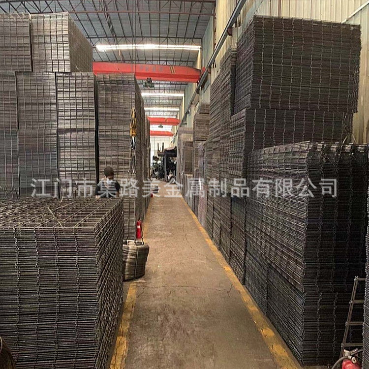 广东镀锌网片铁丝网钢筋碰网围栏钢丝网格片黑线网格工地路面加固