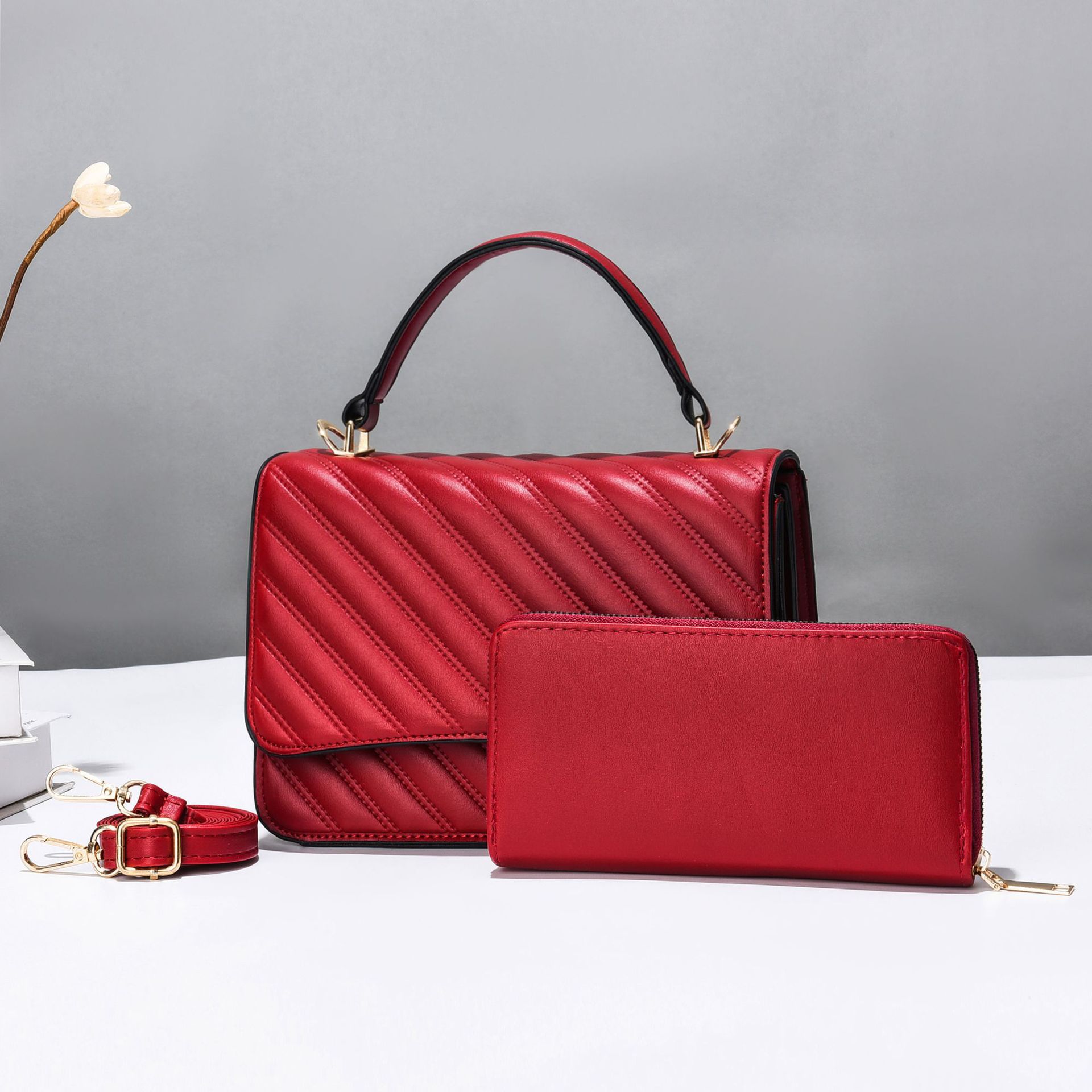 mmexport1635748010901