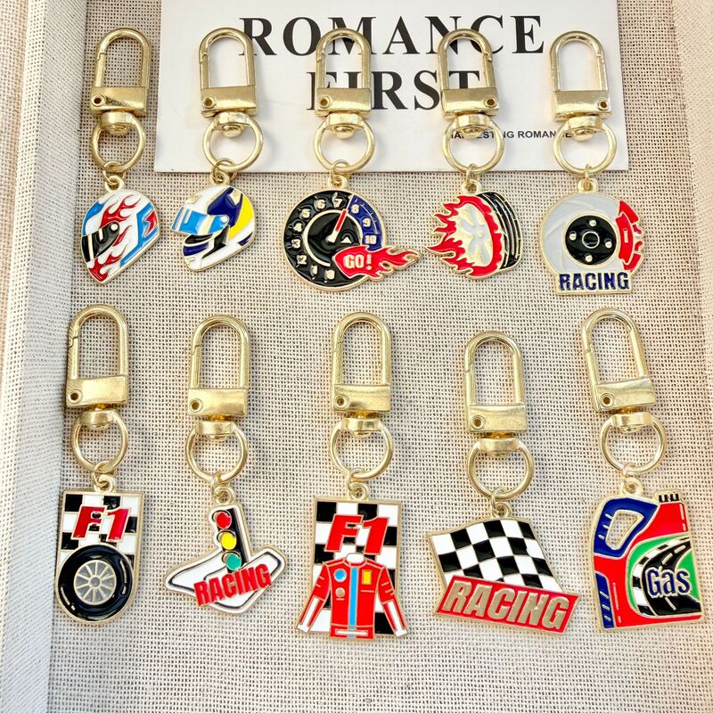 Racing metal keychain F1 helmet dashboard tire pendant for motorcycle enthusiasts, boys' car bag decoration Racing metal keychain F1 helmet dashboard tire pendant for motorcycle enthusiasts, boys' car bag decoration