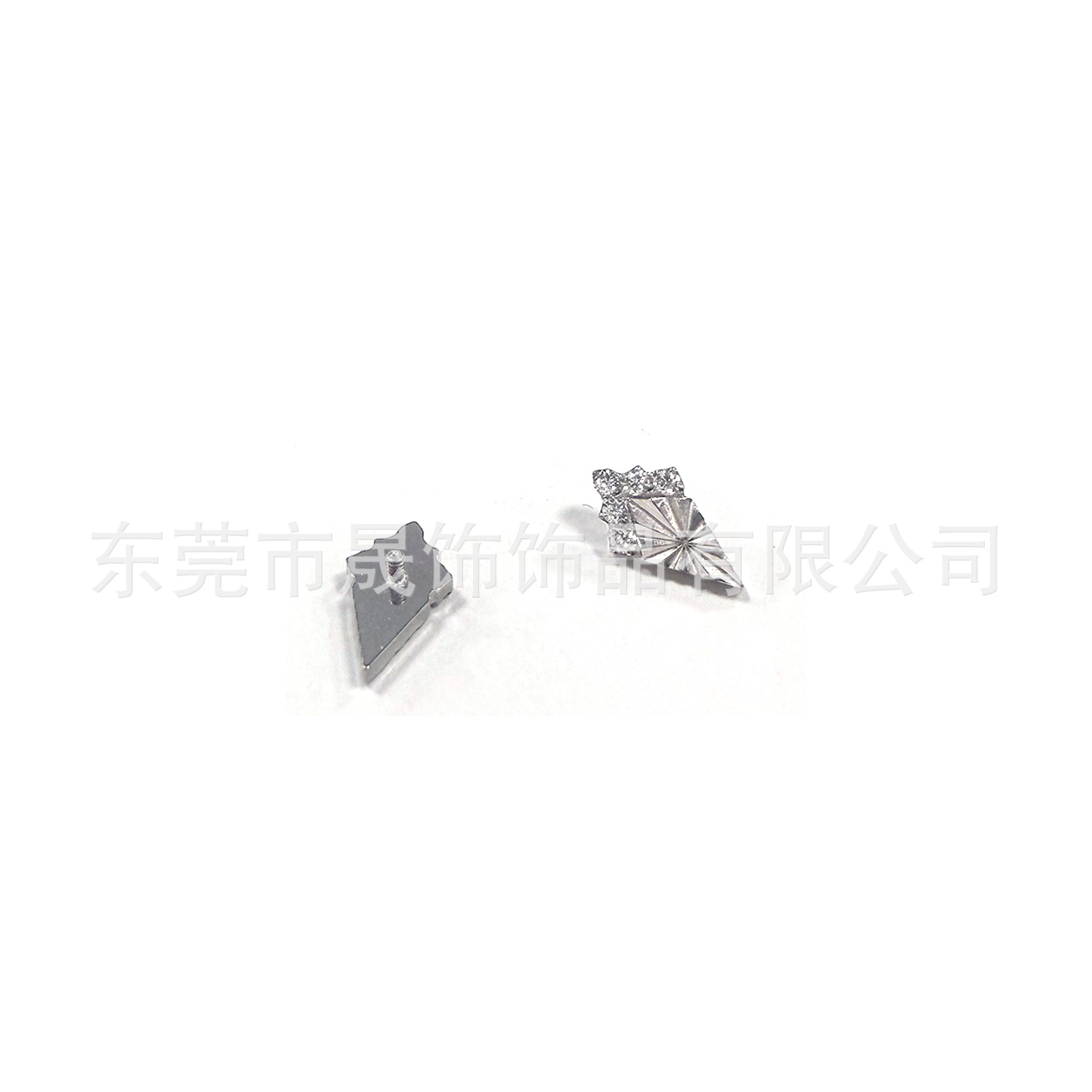 F136 Titanium Alloy 压 Flower 菱 Ear Stud Studded 5A Cubic Zirconia Helix Cartilage Stud G23 Titanium Internal Thread Piercing Jewelry