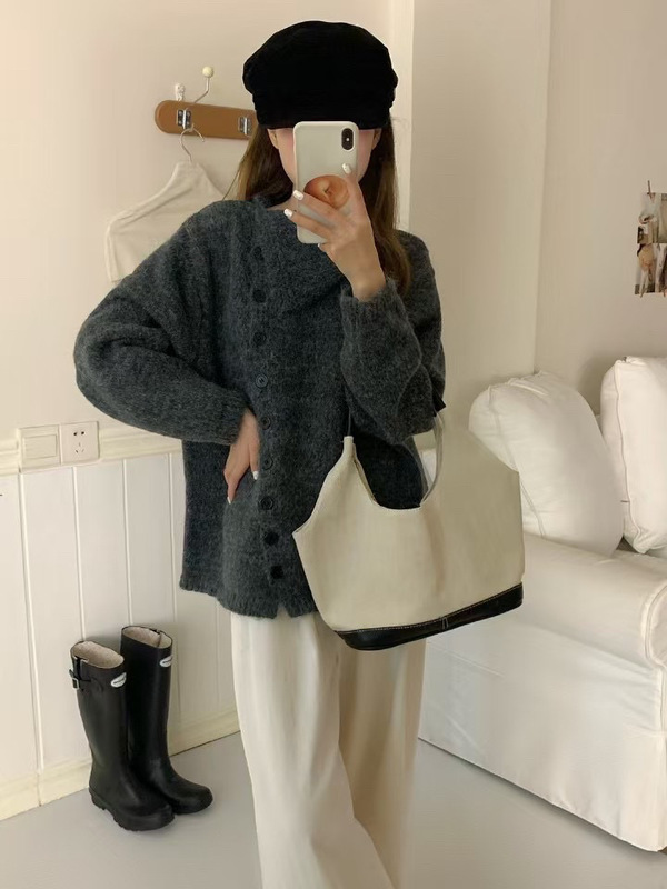 慵懒高级感斜襟纽扣翻领毛衣女秋冬韩系设计感宽松软糯针织衫上衣|undefined