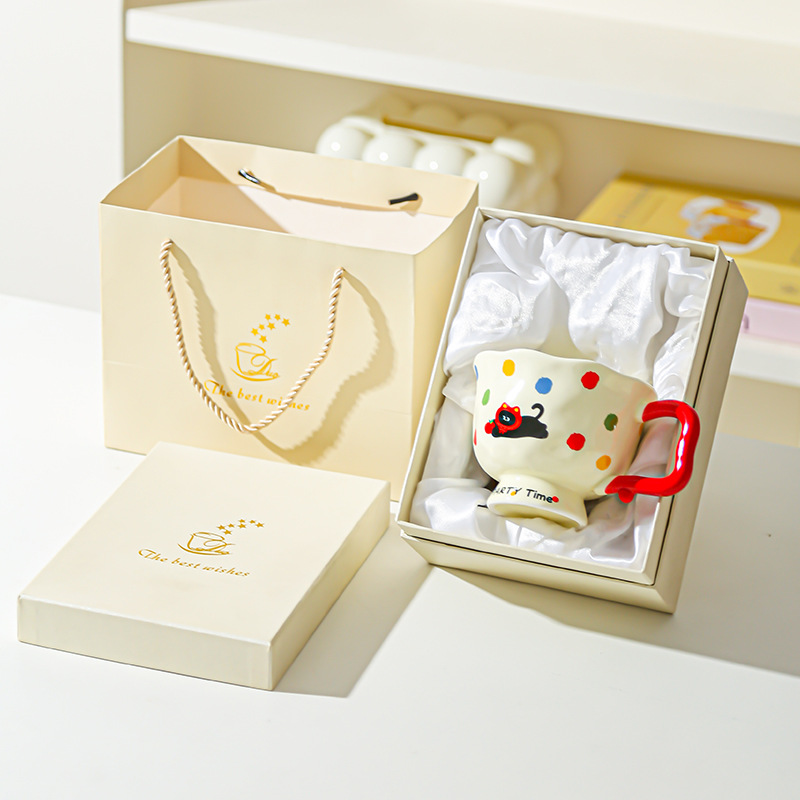 Taza de cerámica de moda creativa Regalo de oficina Taza para el hogar Taza de café Taza de agua Taza de desayuno Feliz cumpleaños