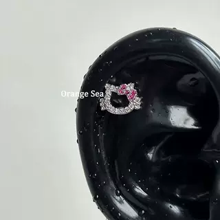 可爱kitty满钻蝴蝶结猫咪耳骨钉钛钢螺丝粉色少女耳蜗钉睡觉免摘