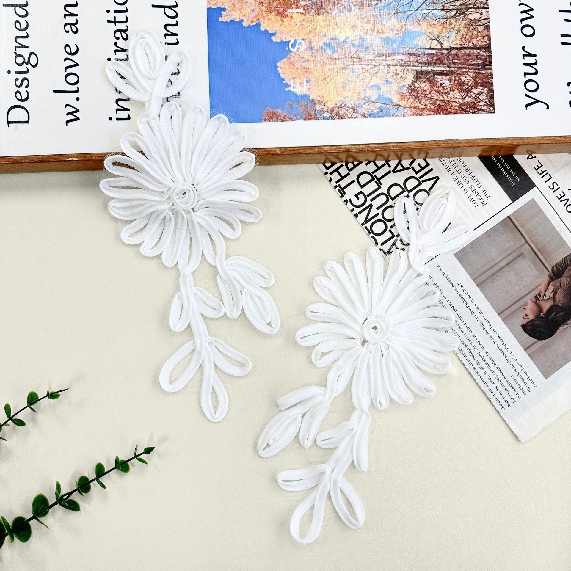 Flor blanca bordada estereoscópica parche de ergena vestido de boda decoración tela DIY reparación de flores grandes