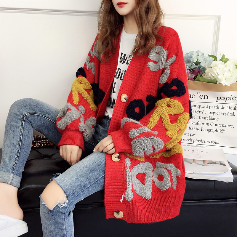 2023 primavera y otoño nuevo abrigo de mujer suelta estilo perezoso carta con cuello en V de longitud media de un solo pecho cardigan de punto para las mujeres