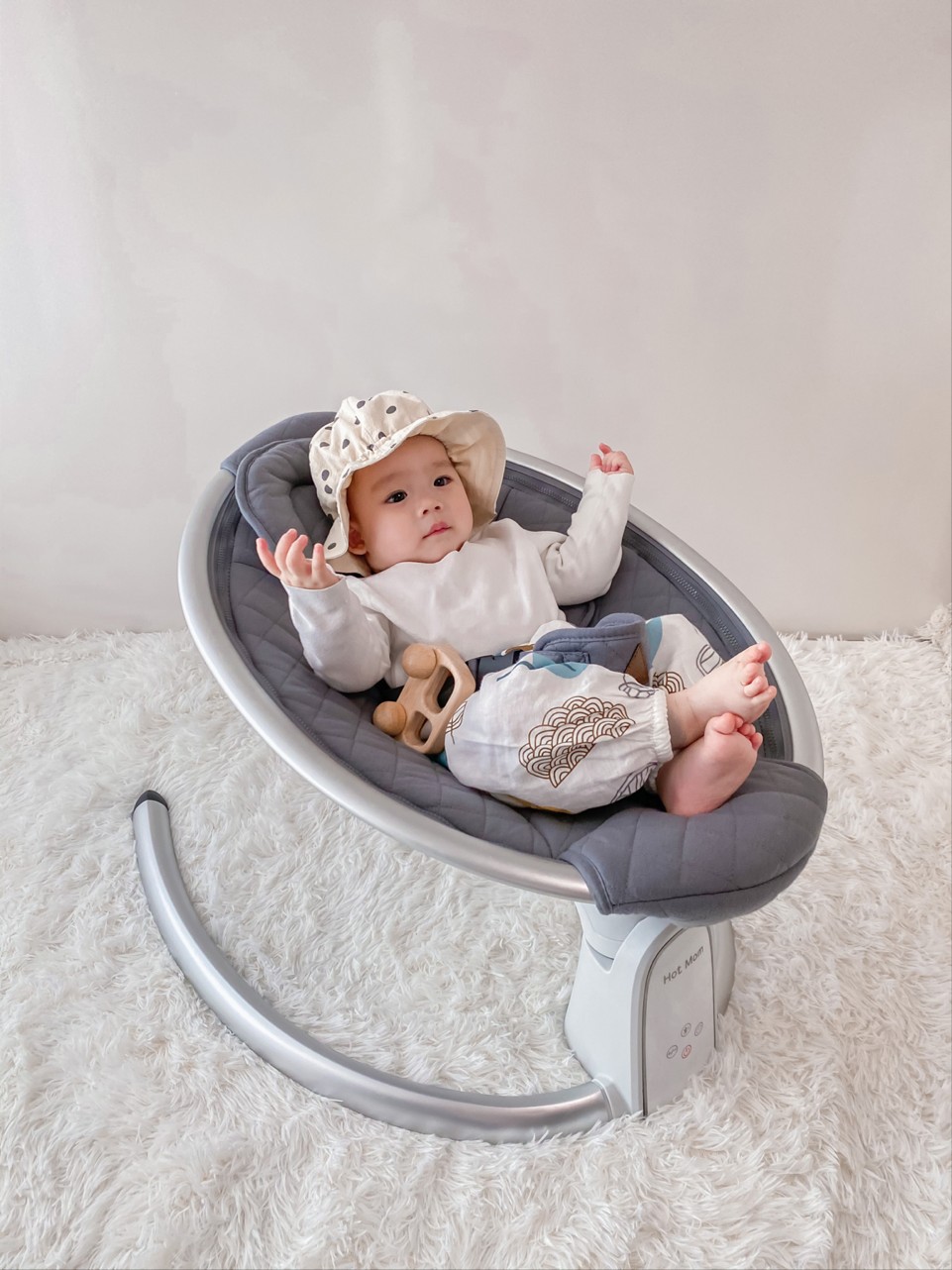 HOTMOM Electric Cradle Image 3