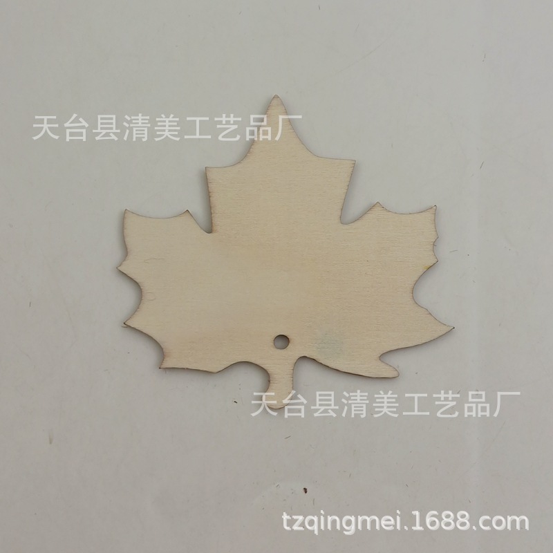 9cm Navidad hoja de arce madera chip colgante REGISTRO DE Acción de Gracias hoja de otoño DIY artesanía regalo 10 unidades un paquete con cuerda de cáñamo