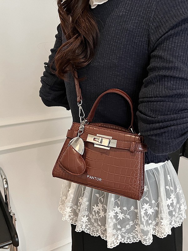 Bolso de mano de alta gama para mujer 2025 nuevo estilo retro patrón de cocodrilo Kelly bolso de mensajero de un solo hombro casual simple