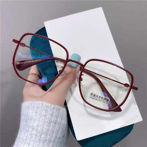 Anti-blue light flat mirror  new trendy street style metal glasses for men and women, Internet celebrities can be equipped with myopia glasses frames