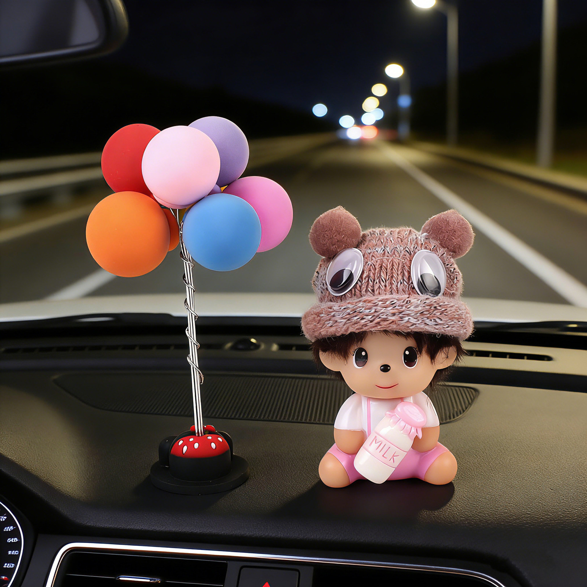 2025 adornos interiores de automóviles de dibujos animados adorables consola central de automóviles en línea Monchichi adornos creativos para automóviles
