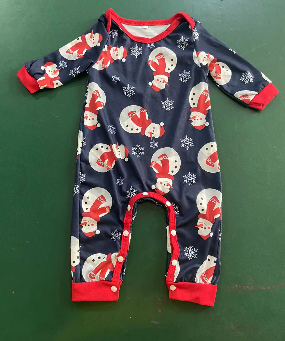 nové vánoční pyžamo s dlouhým rukávem, kulatým výstřihem a potiskem pro rodiče a děti_voghion.com