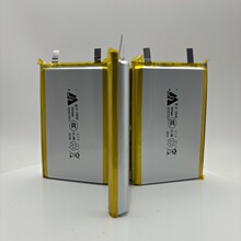 ����126090�ۺ����늳�8000����3.7V��������늌����{��ܛ���о