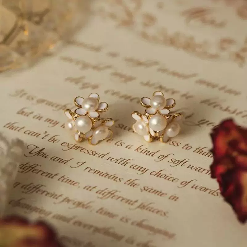 法式樱花天然淡水珍珠耳钉女s925银针时尚轻奢小众高级感花朵耳饰