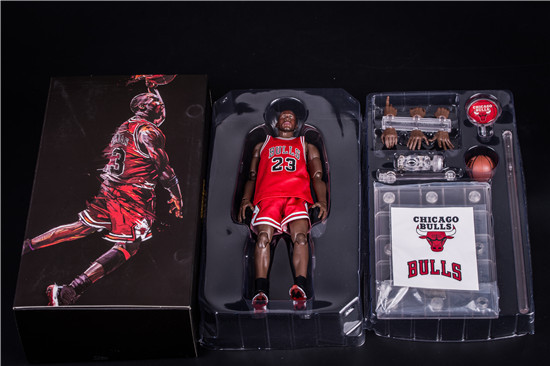 NBA Basketball Michael Jordan Jordan No. 23 Red No. 30 Curry 1/9 Movable Figure