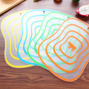 Household Outdoor Disposable Cutting Board Kitchen Chopping Board Plastic Fruit Cutting Board Non-Slip Thin Transparent Non-Slip Chopping Board
