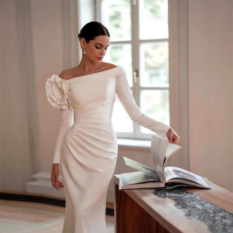 French Satin Light Wedding Dress, Fashionable One-Shoulder Long-Sleeved Slimming High-End Banquet Host Dress French Satin Light Wedding Dress, Fashionable One-Shoulder Long-Sleeved Slimming High-End Banquet Host Dress
