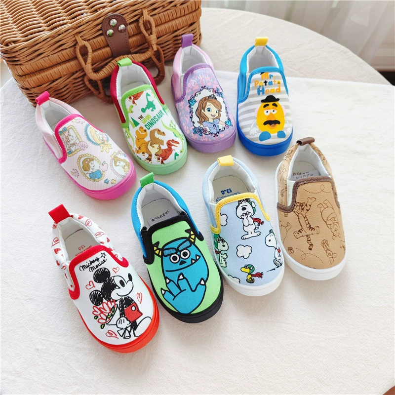 Японский одиночный новый продукт экспортируется на запад