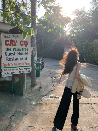 Elegant double-layer cake-shaped innerwear with sweet base top for women