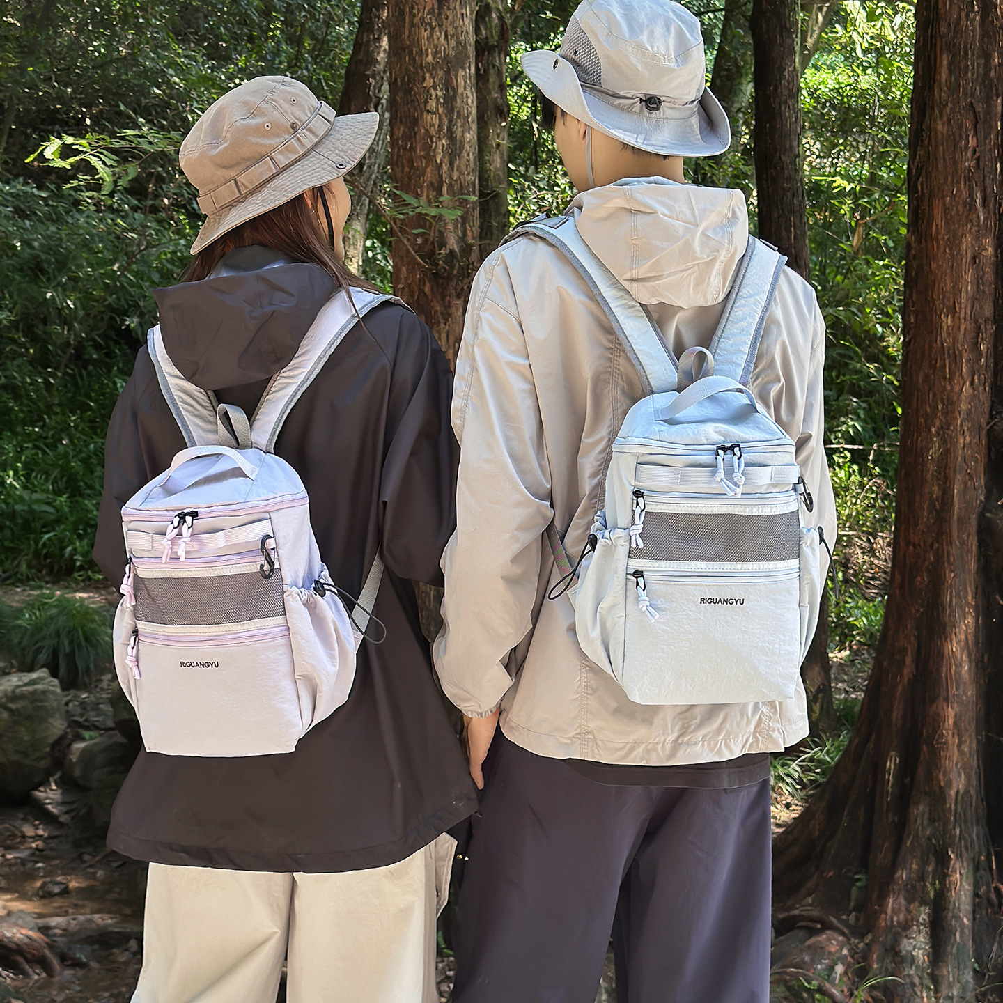 Mochila deportiva casual al aire libre de montaña simple coreana de gran capacidad mochila para niños y niñas nuevas mochilas escolares