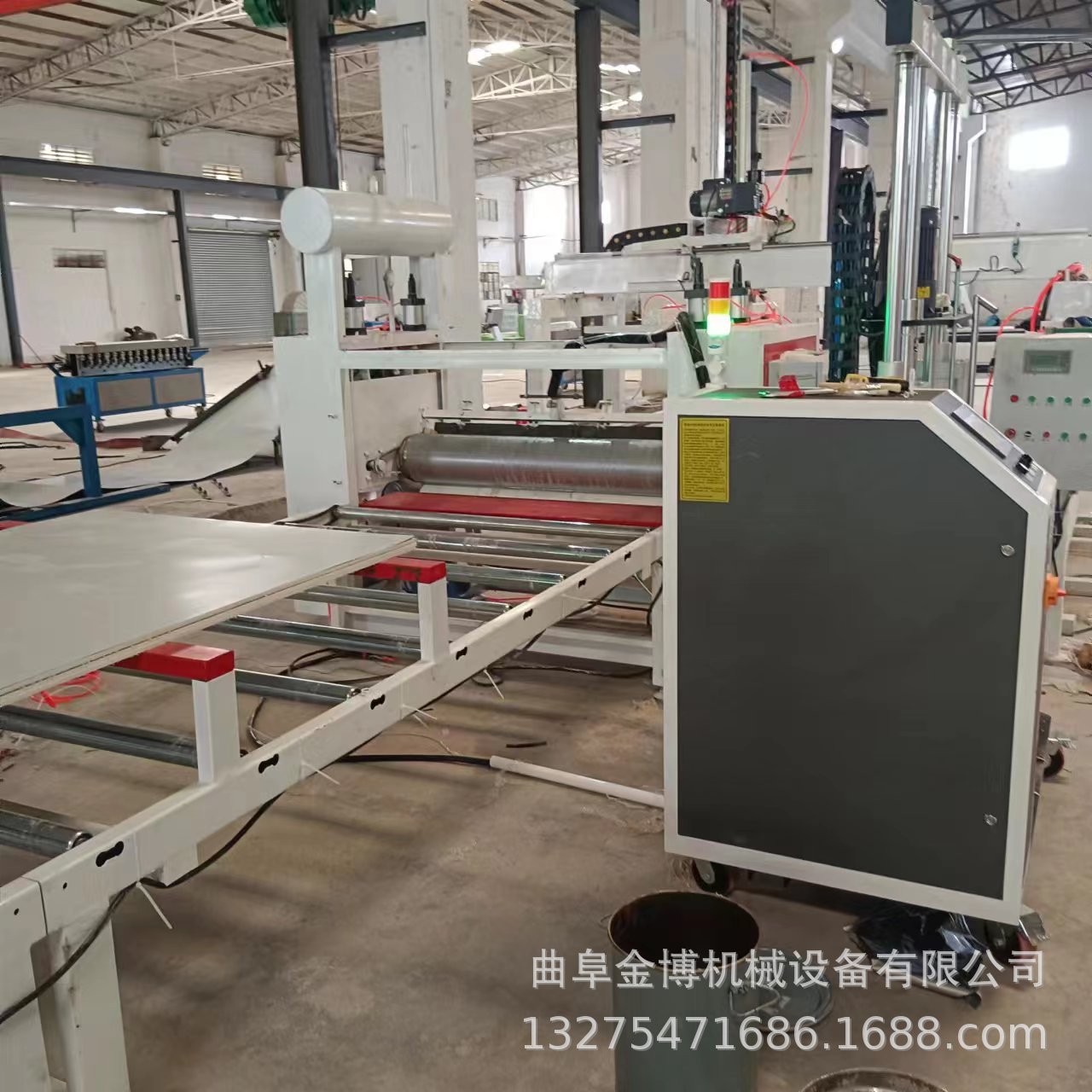 热熔胶平贴机图片