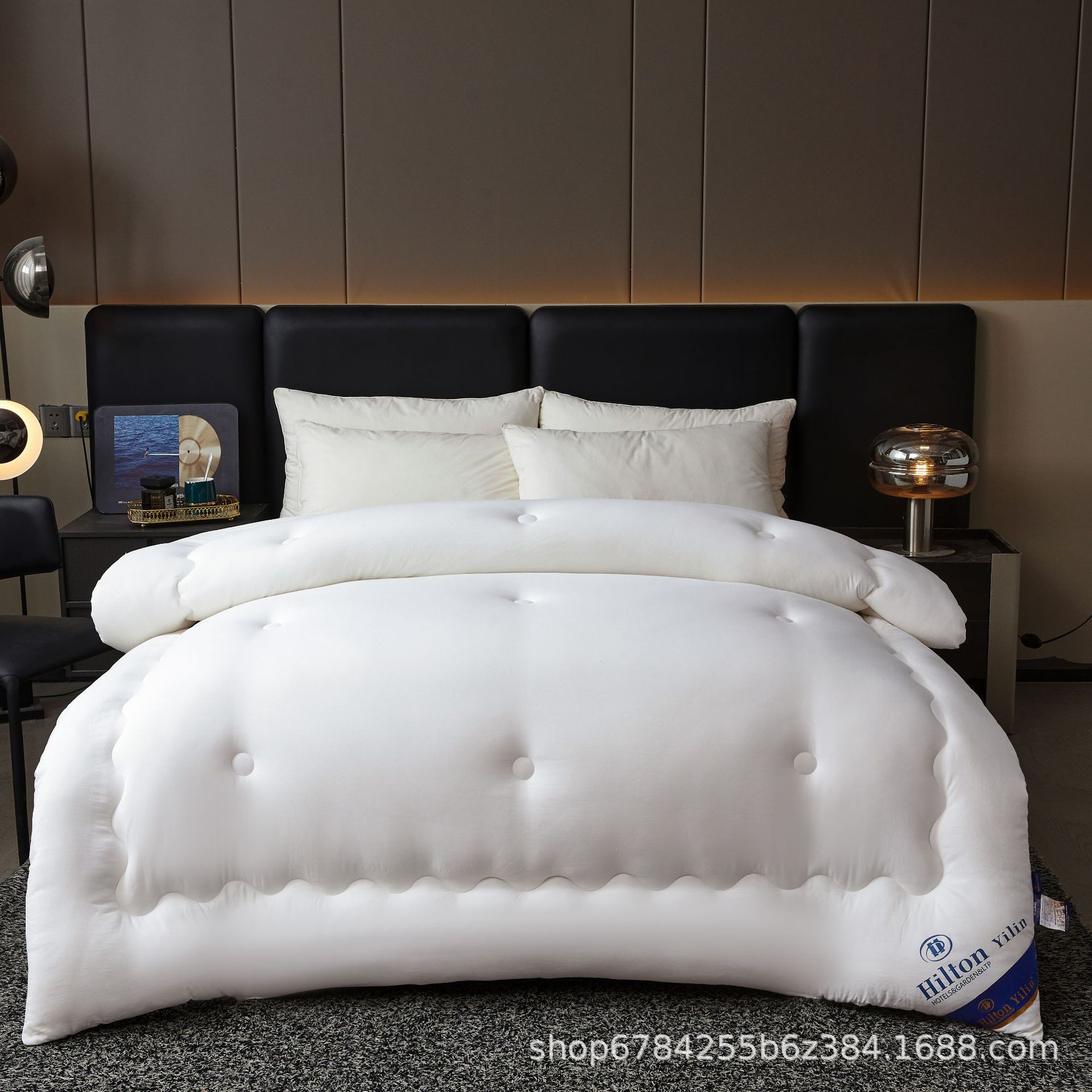 Factory Direct Sales Hilton Soy Fiber Quilt Gift Box Gift Quilt Autumn and Winter Quilt Opening Store Celebration Event Return Gift