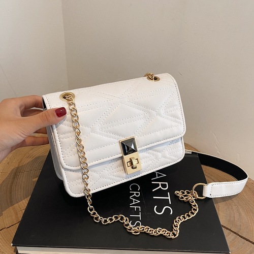 Foreign trade popular texture women's bag  new trendy shoulder crossbody small square bag chain fashion rhombus armpit bag
